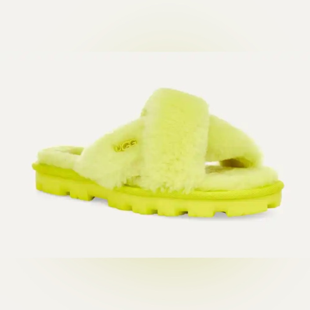 UGG FUZZETTE neon color